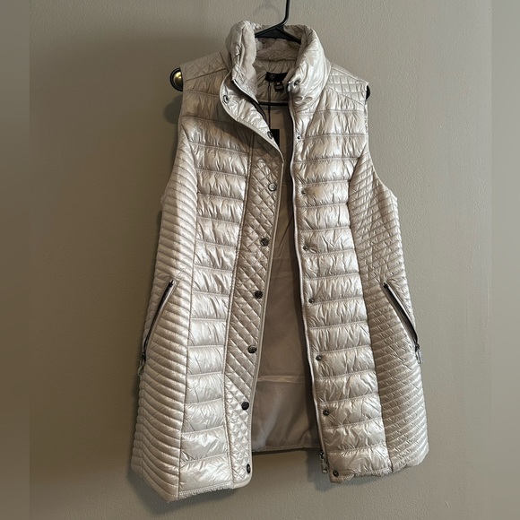 Renuar Jackets & Blazers - RENUAR  long quilted vest
